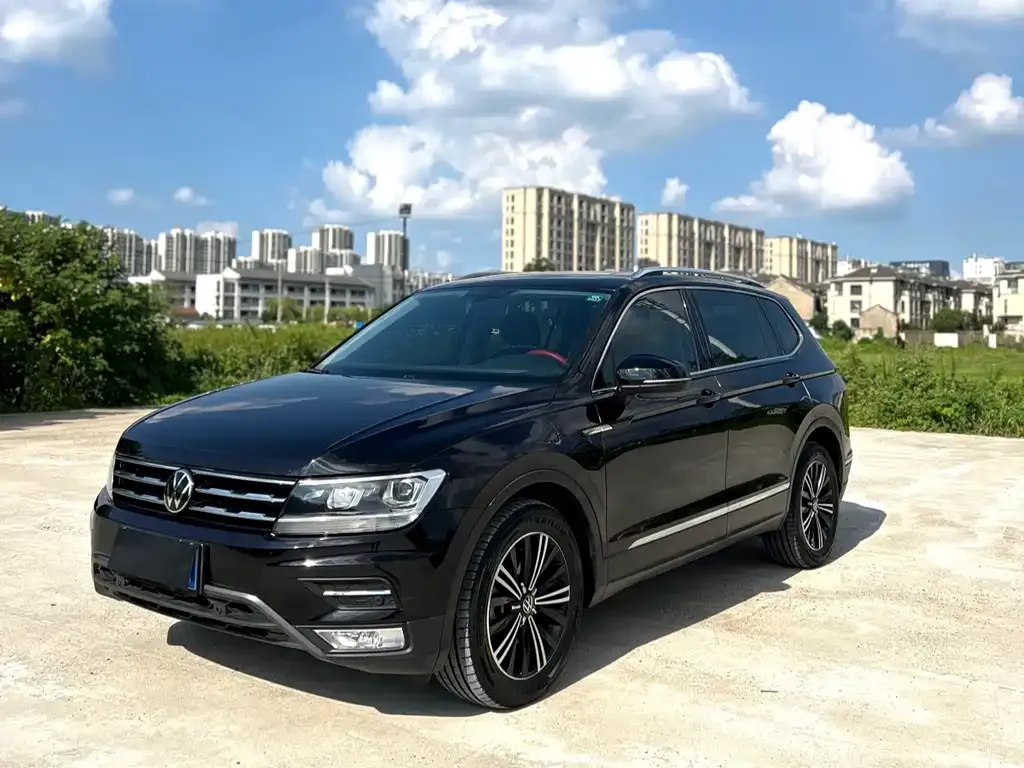 Volkswagen Tiguan L 2021 из CN, фото 1