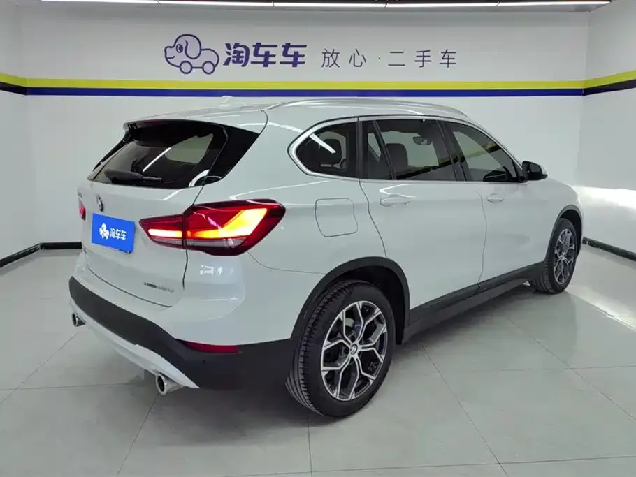 BMW X1 2021 из CN, фото 3