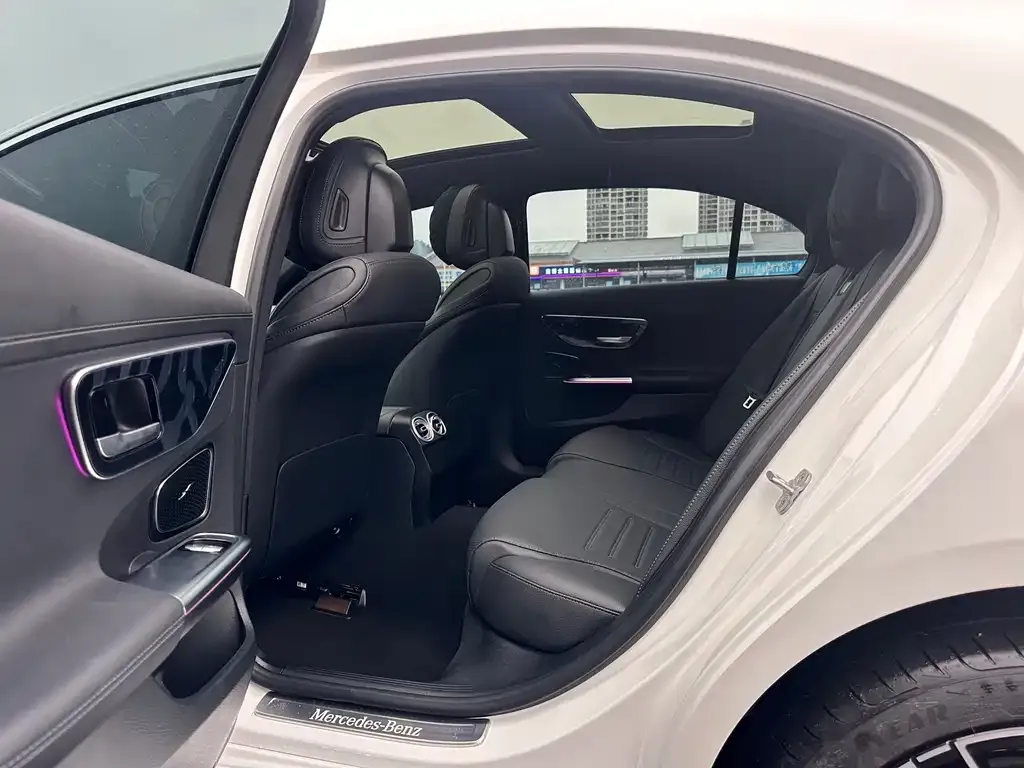 Mercedes-Benz C-Class 2025 из CN, фото 6