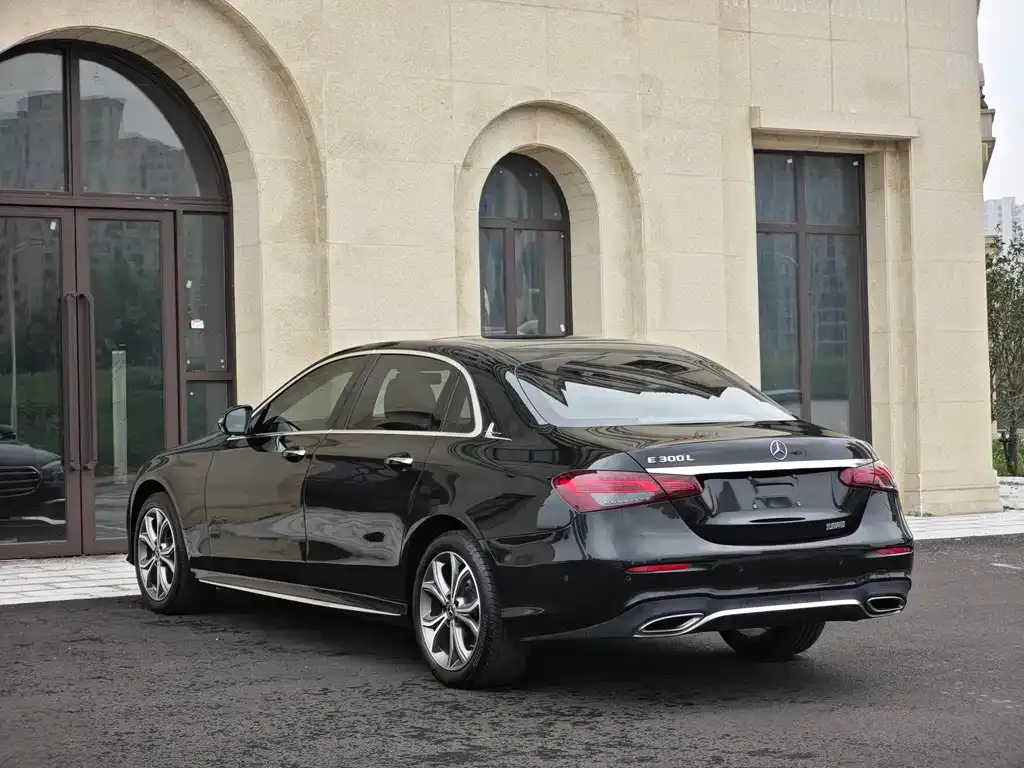 Mercedes-Benz E-Class 2024 из CN, фото 4