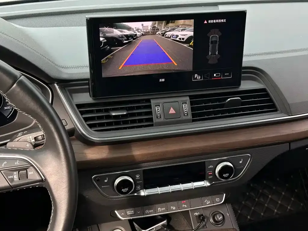 Audi Q5L 2022 из CN, фото 6