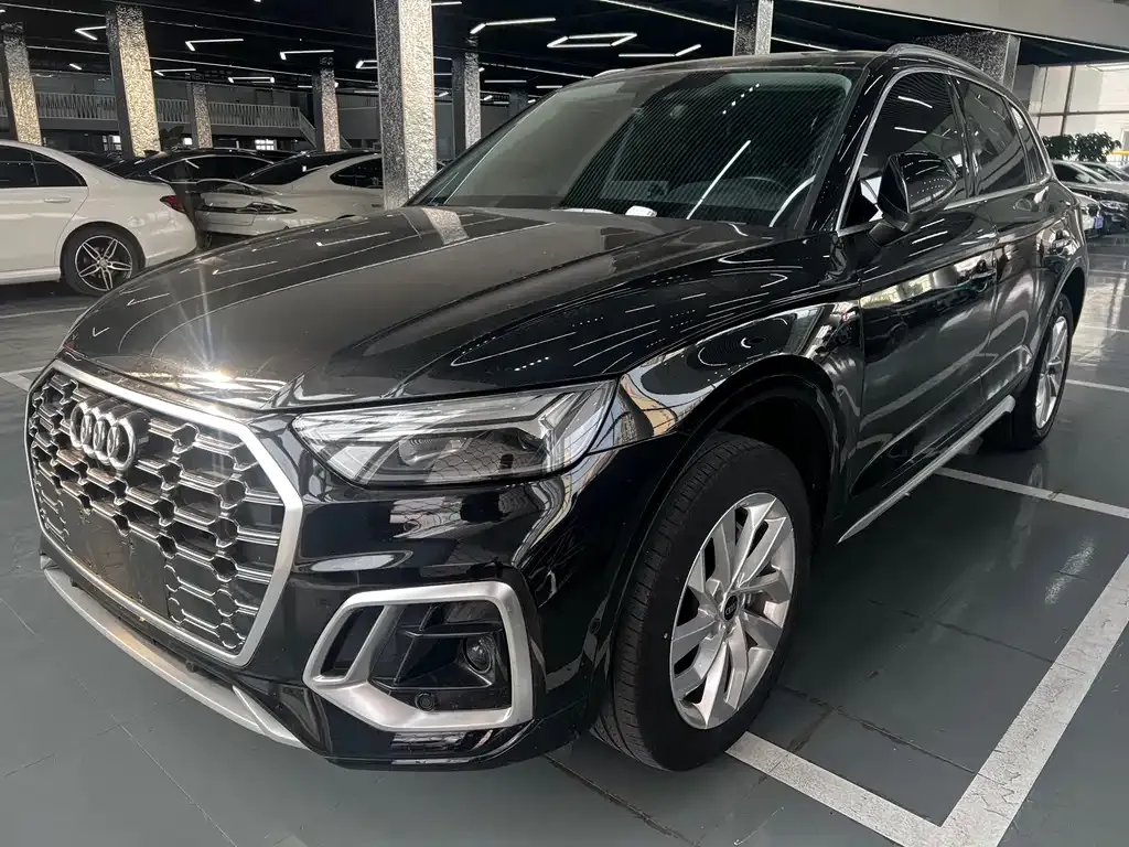 Audi Q5L 2021 из CN, фото 1