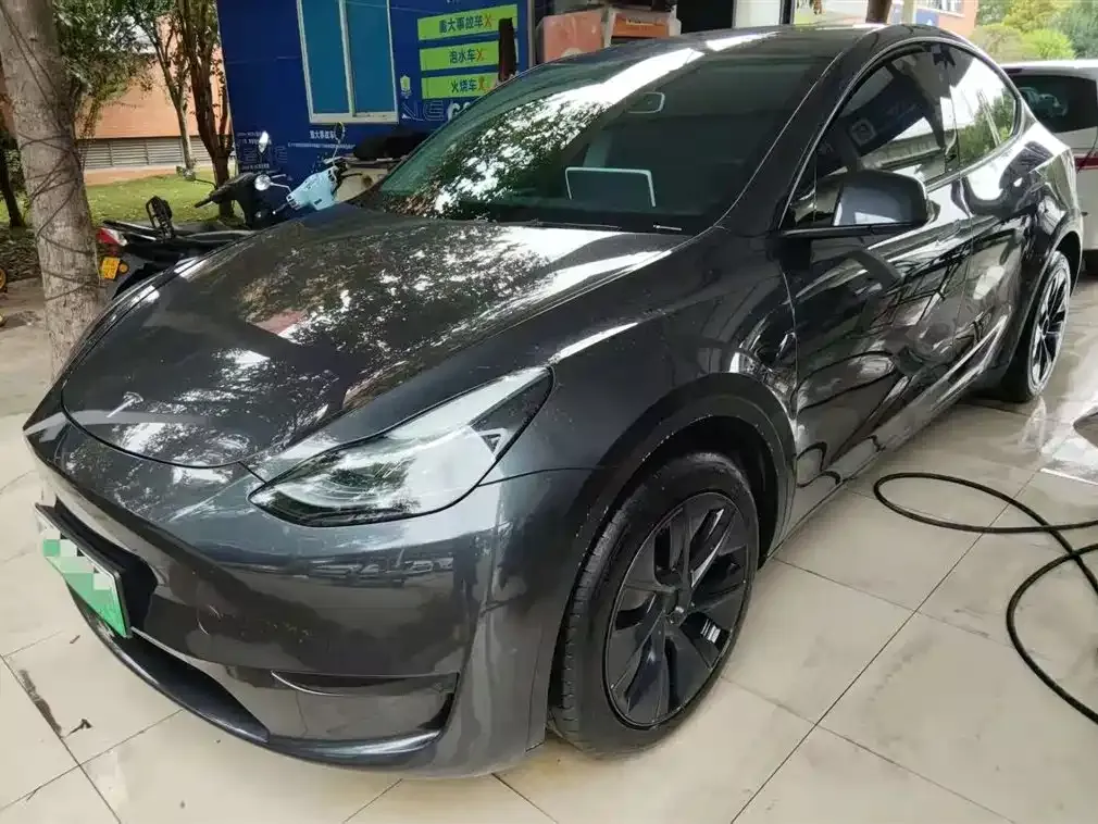 Tesla Model Y 2024 из CN, фото 1