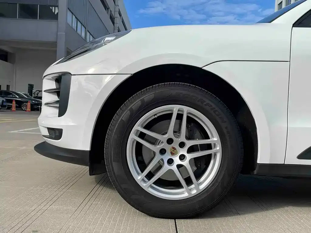 Porsche Macan 2021 из CN, фото 7