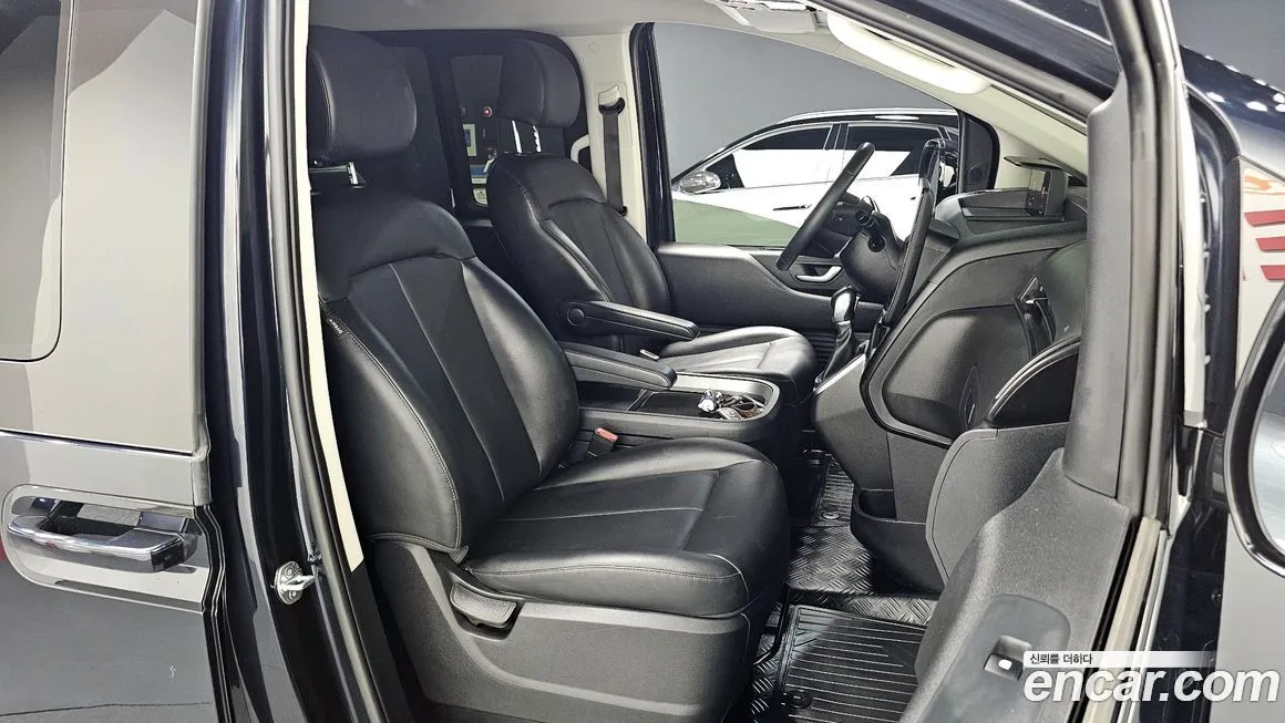 Hyundai Staria — фото 10