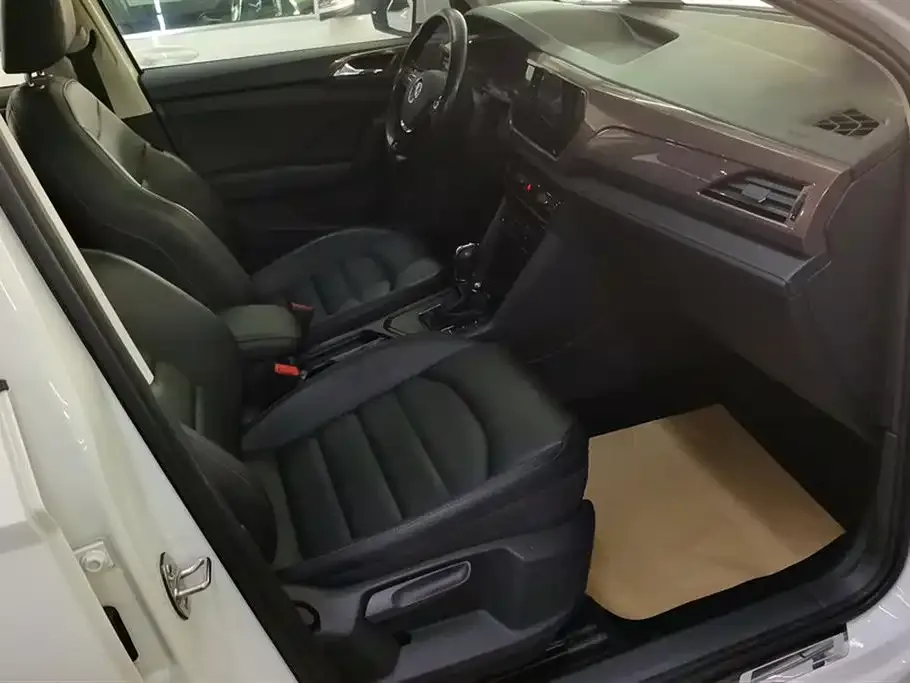 Volkswagen Tharu 2021 из CN, фото 8