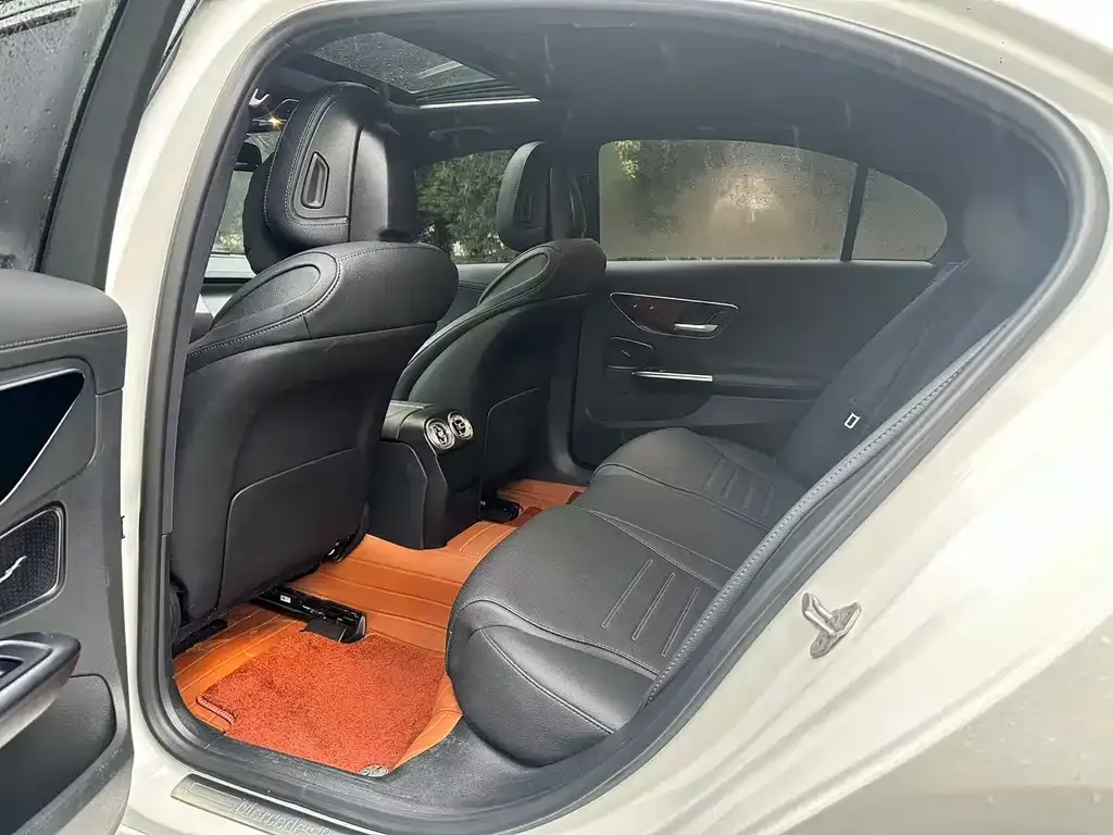 Mercedes-Benz C-Class 2024 из CN, фото 10