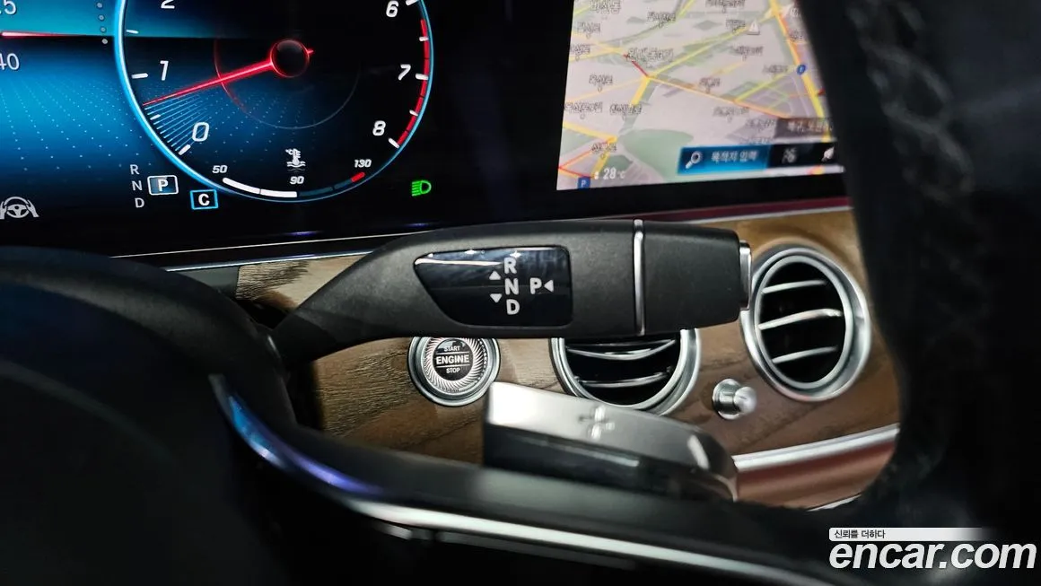 Mercedes-Benz E-Class 2021 из KR, фото 9