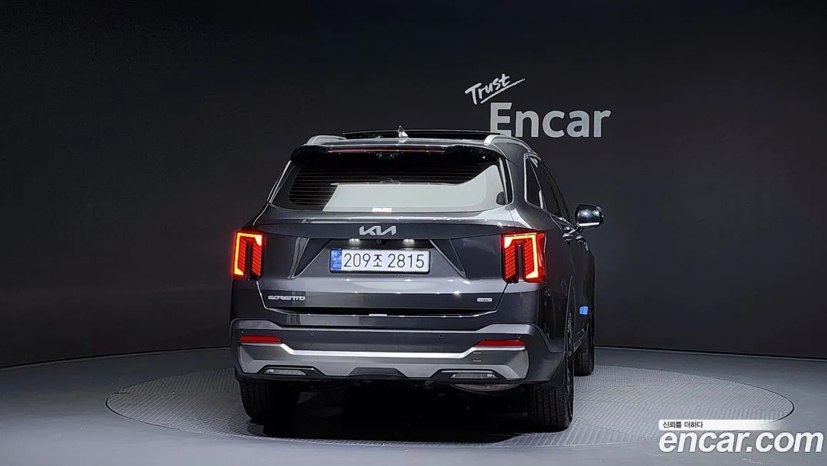 Kia Sorento — фото 4