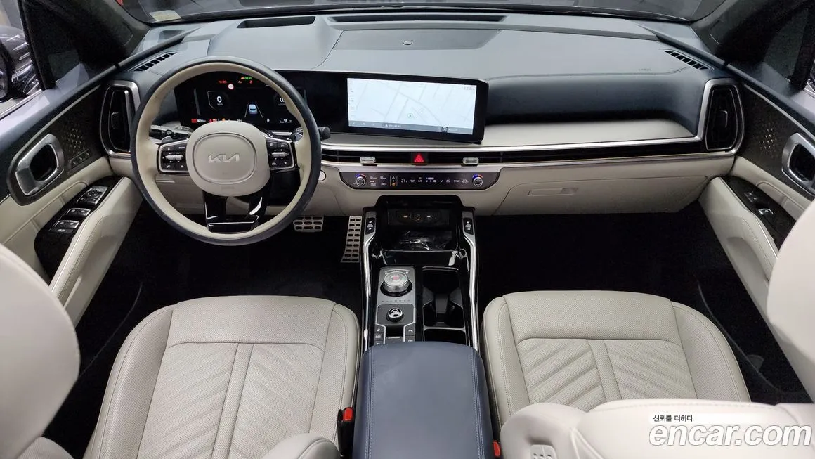 Kia Sorento — фото 7