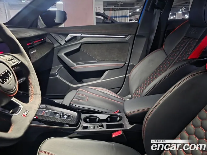 Audi RS3 2024 из KR, фото 6