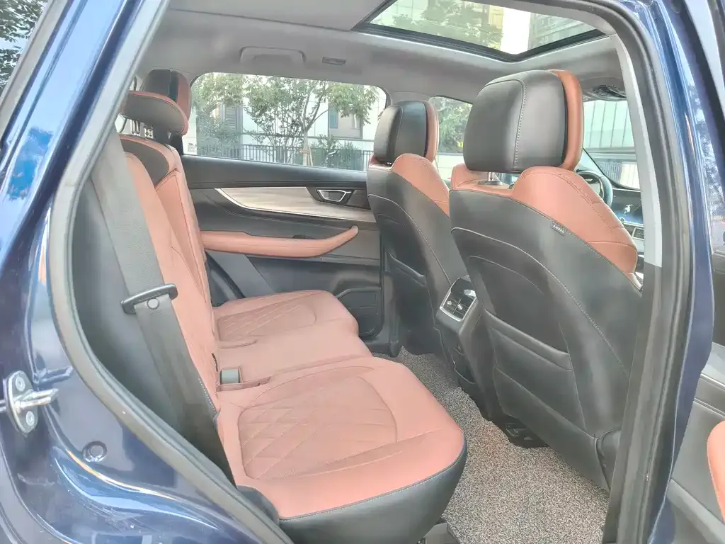 Chery Tiggo 8 PLUS — фото 9