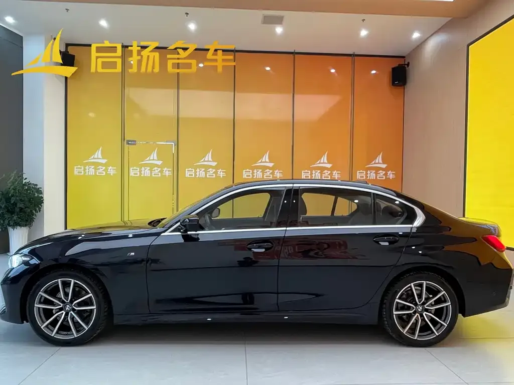 BMW 3 Series 2023 из CN, фото 4