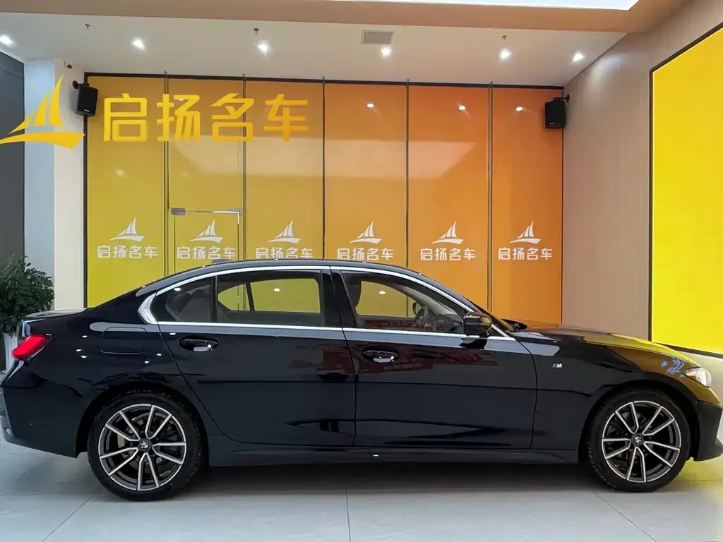 BMW 3 Series 2023 из CN, фото 5