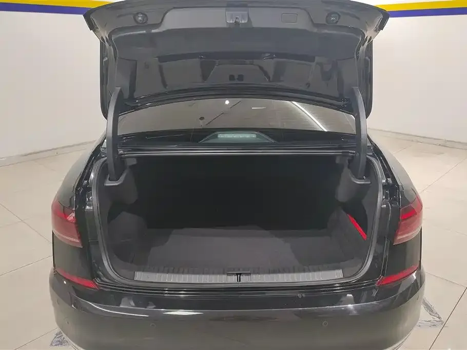 Volkswagen Passat 2022 из CN, фото 4