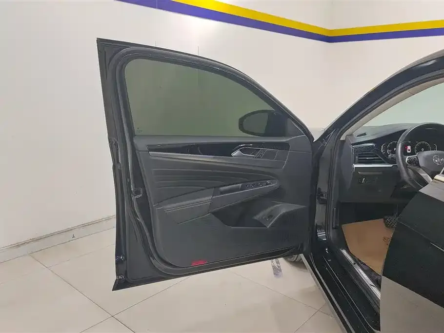 Volkswagen Passat 2022 из CN, фото 7