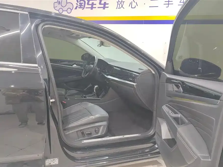 Volkswagen Passat 2022 из CN, фото 8