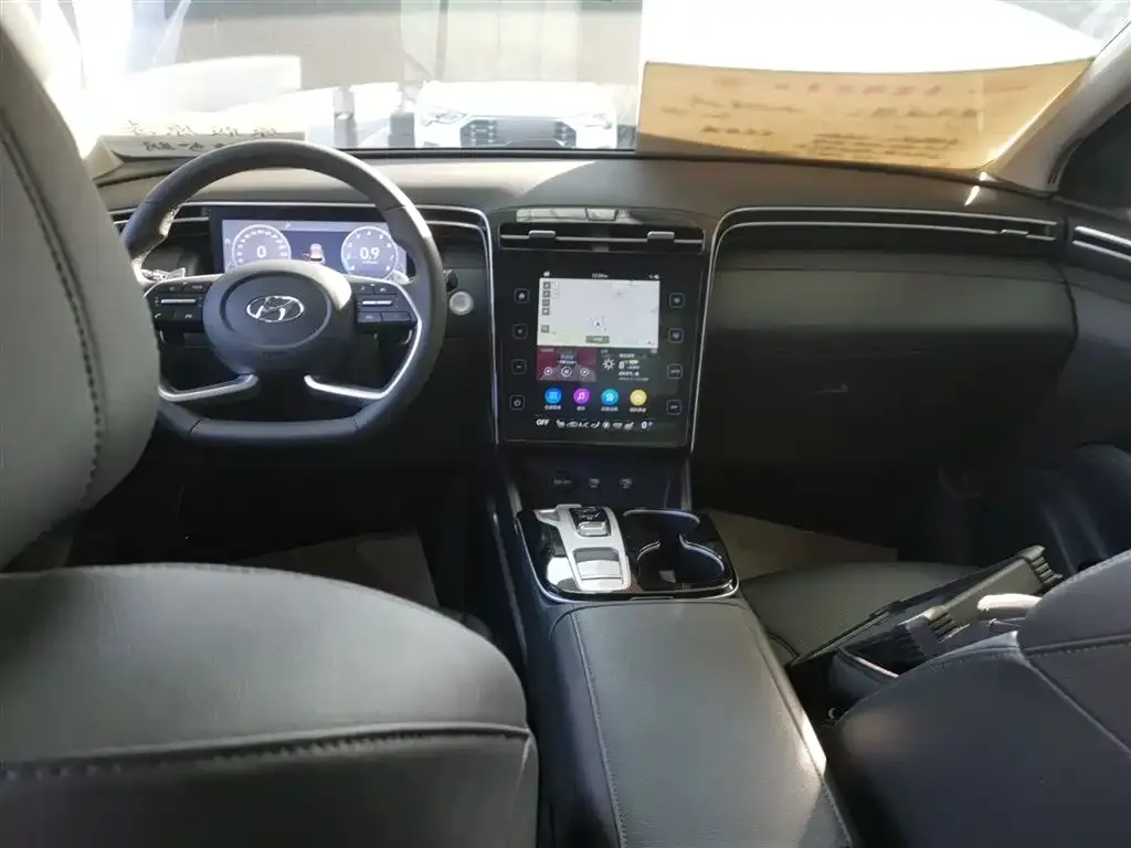 Hyundai Tucson 2023 из CN, фото 10