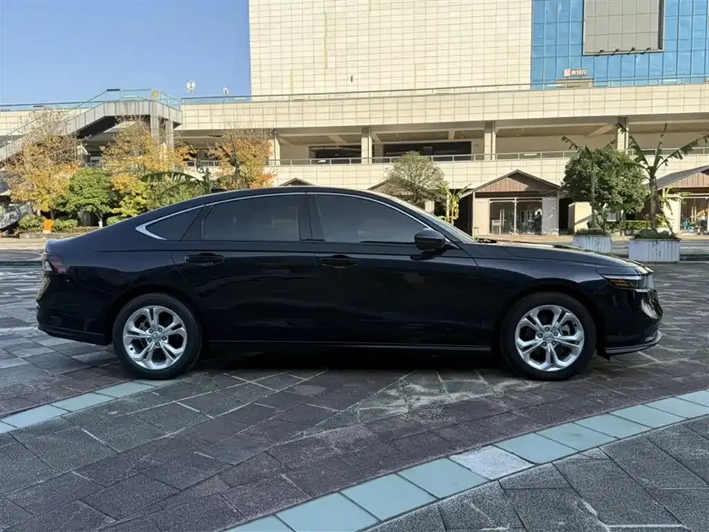 Honda Accord 2024 из CN, фото 9