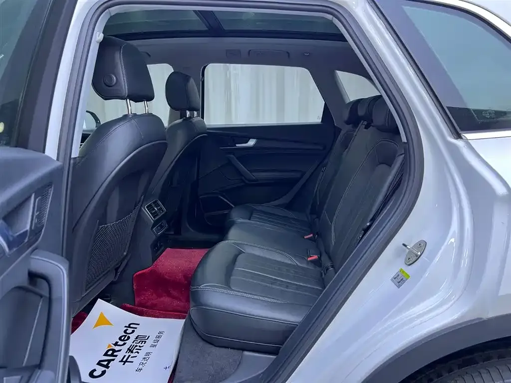 Audi Q5L 2021 из CN, фото 6