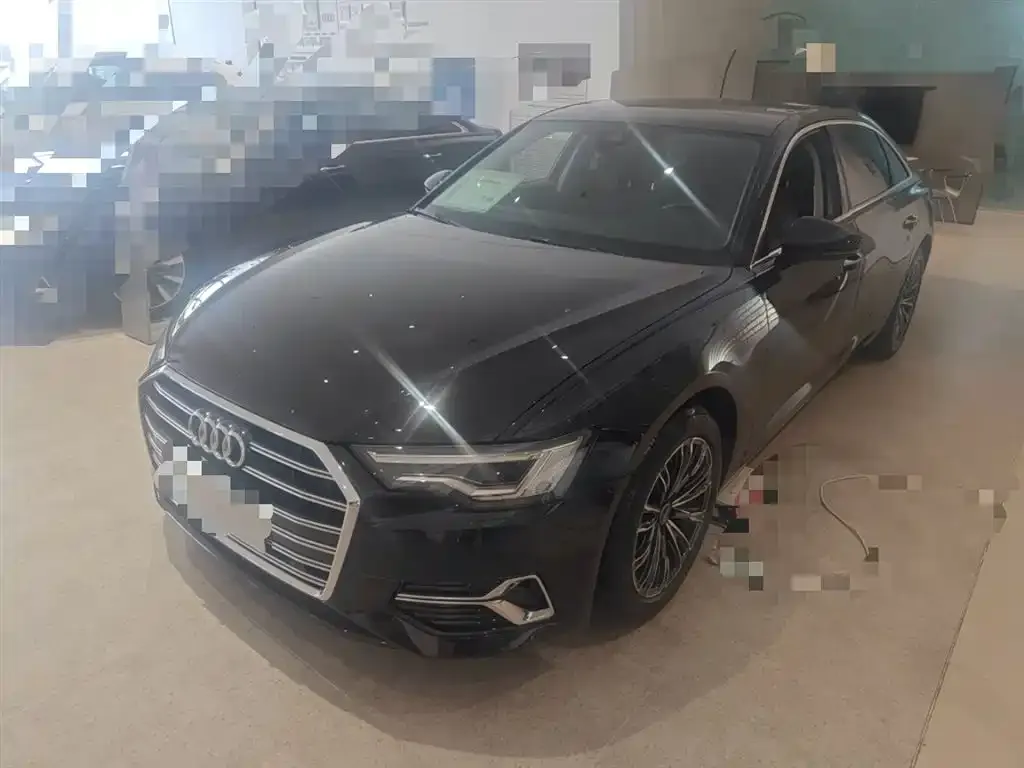 Audi A6L 2023 из CN, фото 1