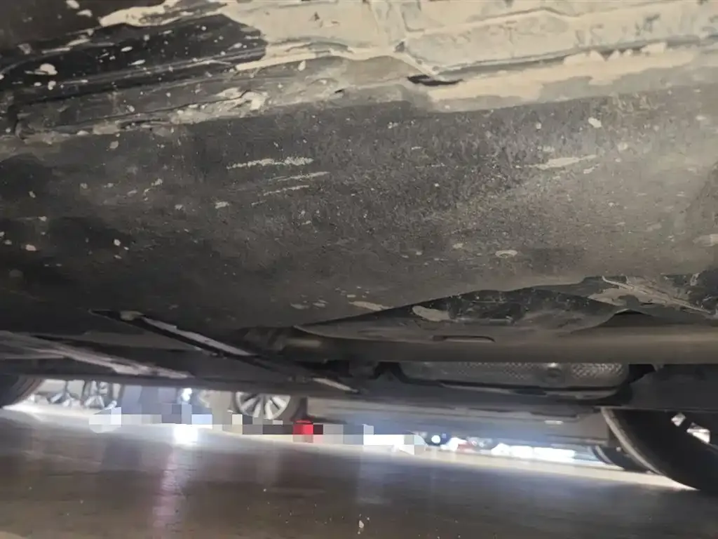 Audi A6L 2023 из CN, фото 6