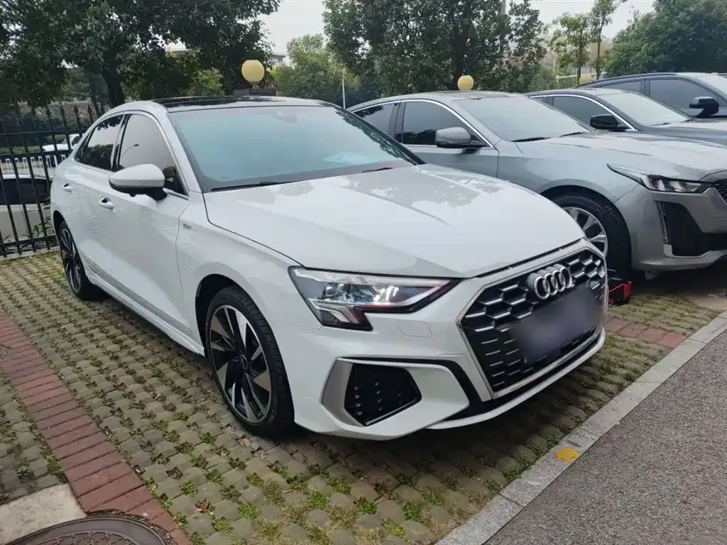 Audi A3 2023 из CN, фото 4