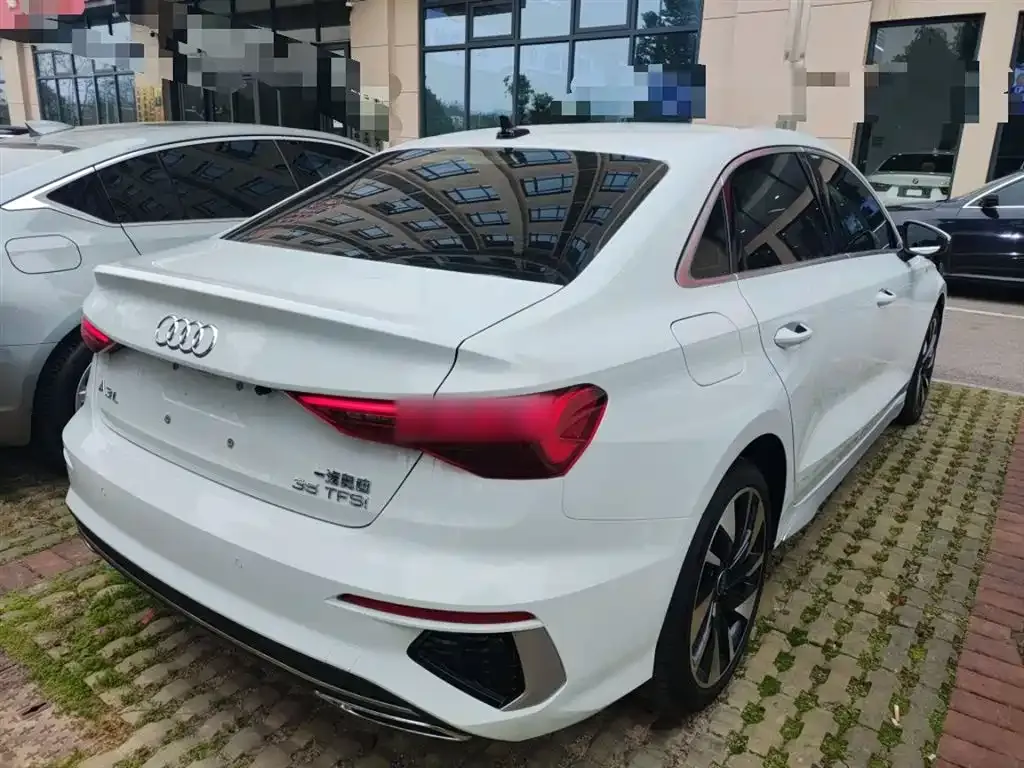 Audi A3 2023 из CN, фото 7