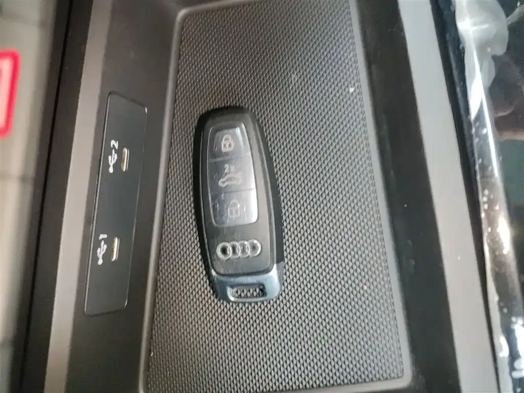 Audi A3 2023 из CN, фото 9