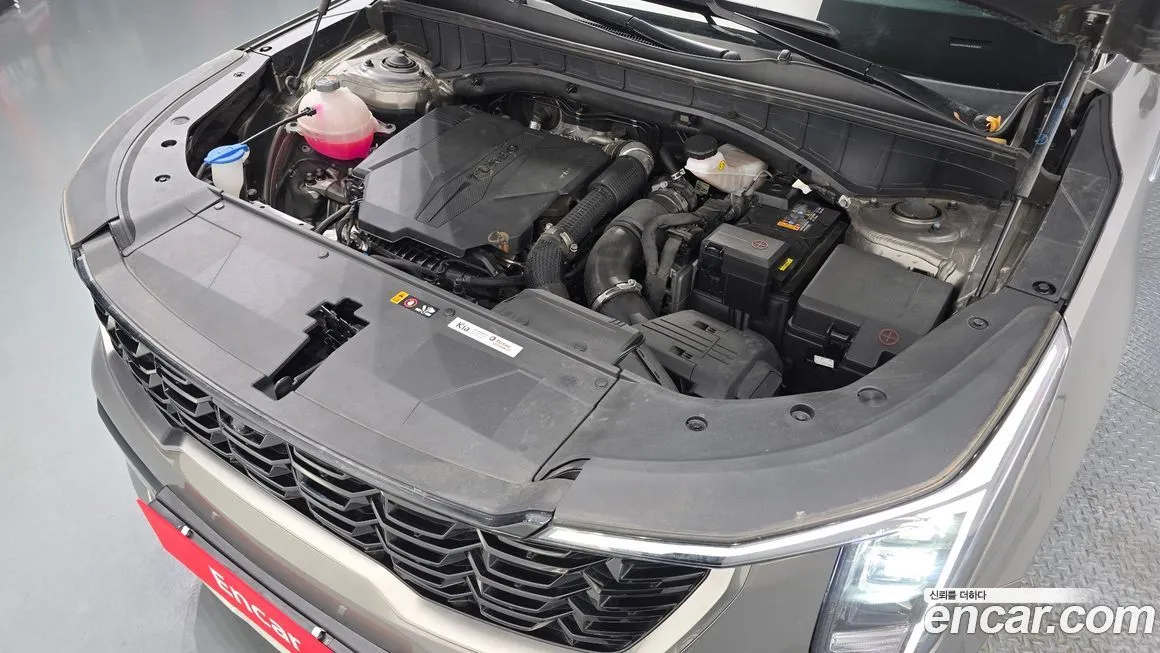 Kia Sorento — фото 6