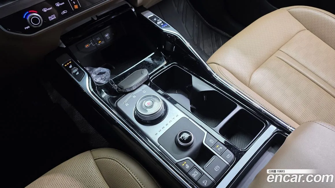 Kia Sorento — фото 9