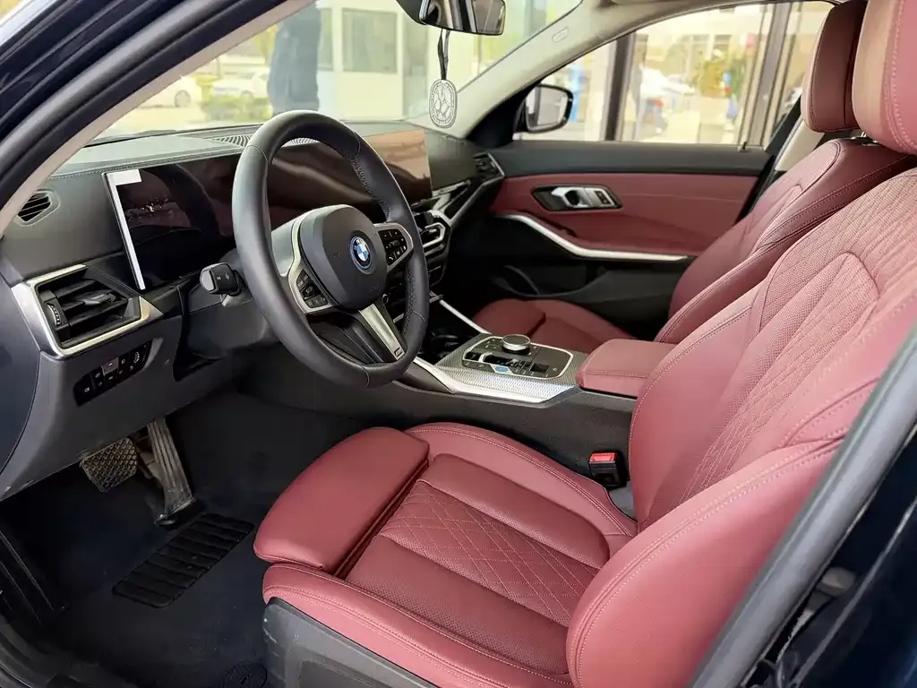 BMW i3 — фото 8