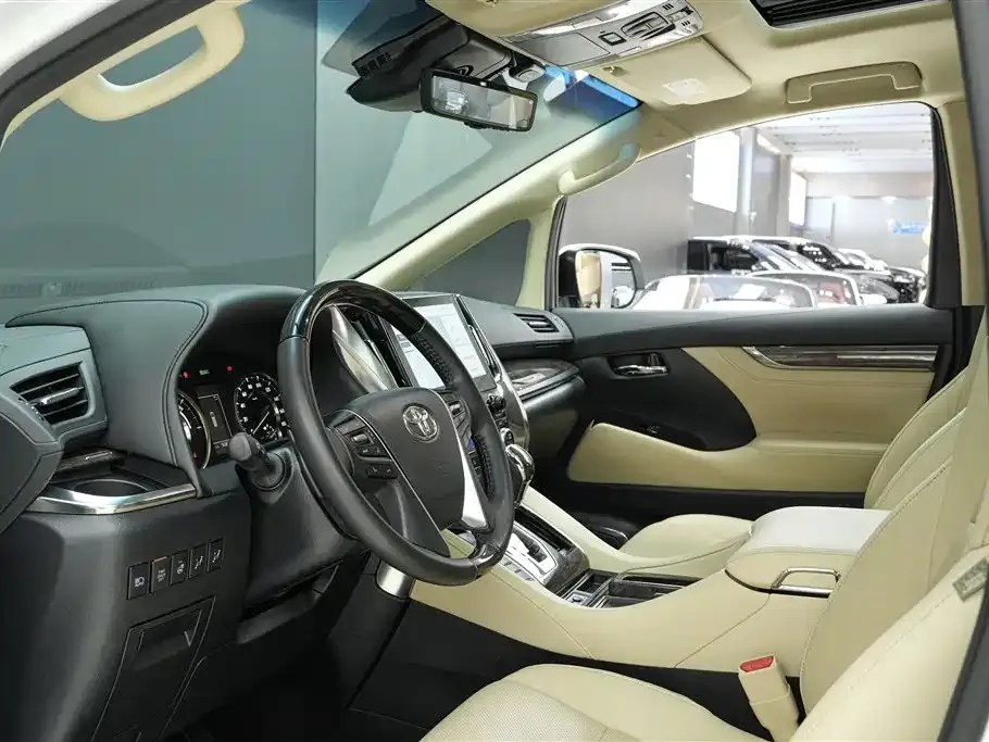 Toyota Alphard 2023 из CN, фото 7