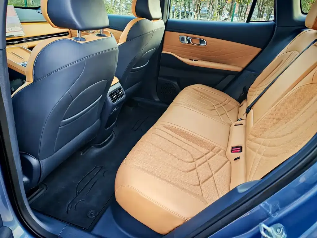 Geely 银河星舰7 2024 из CN, фото 5