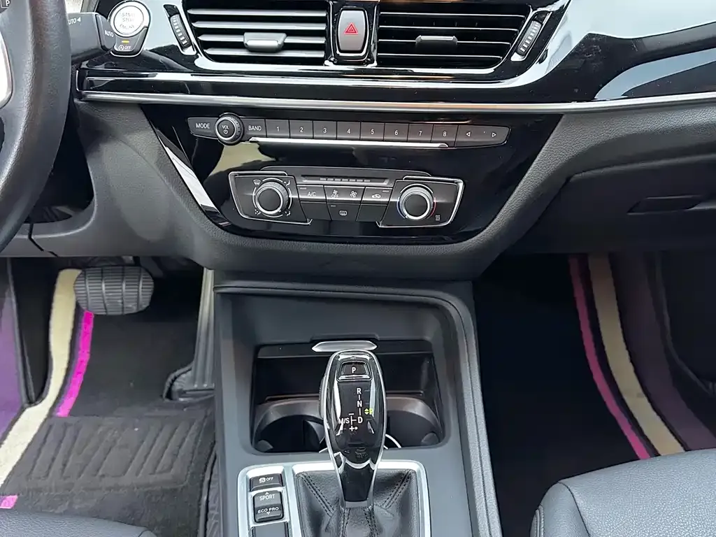 BMW 1 Series 2022 из CN, фото 6