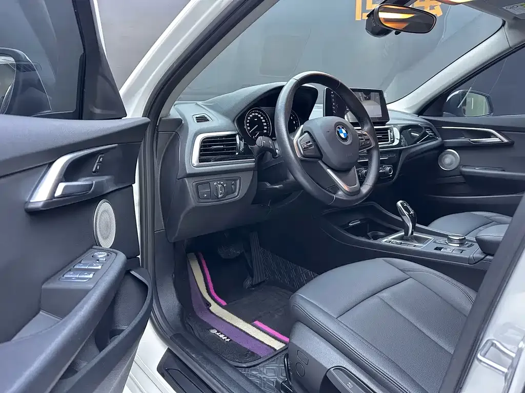 BMW 1 Series 2022 из CN, фото 9
