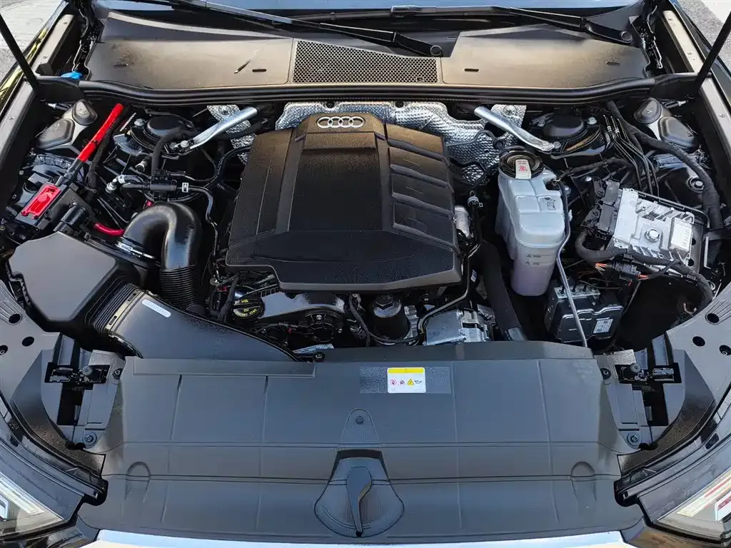 Audi A6L 2022 из CN, фото 9