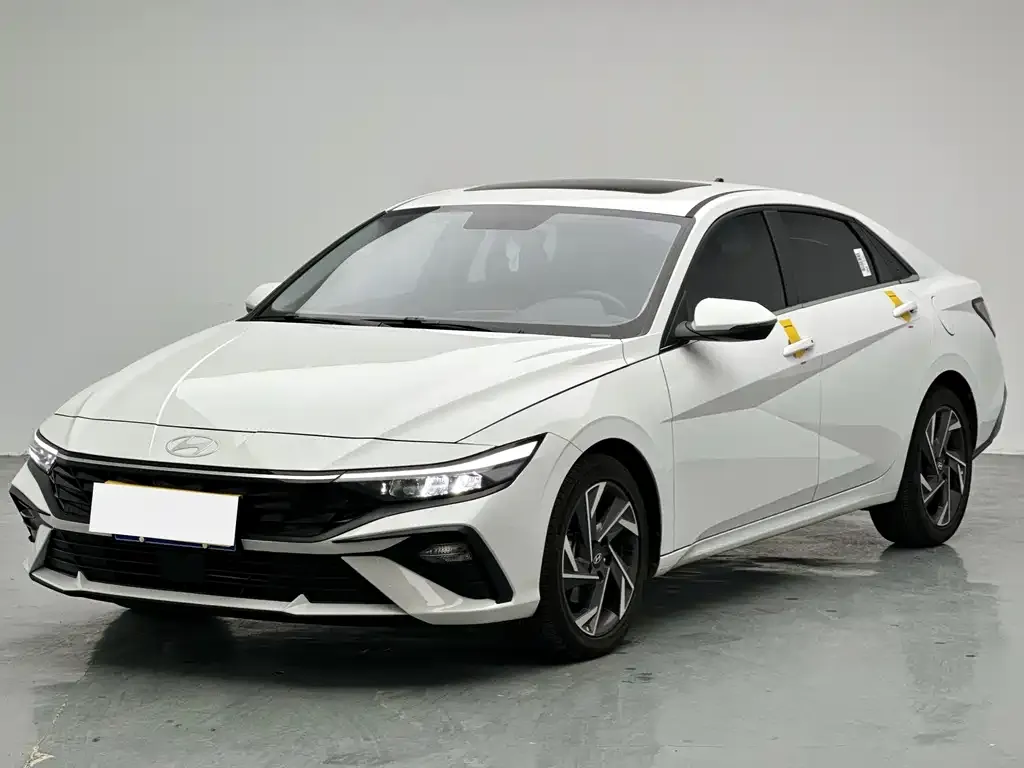 Hyundai Elantra 2025 из CN, фото 1