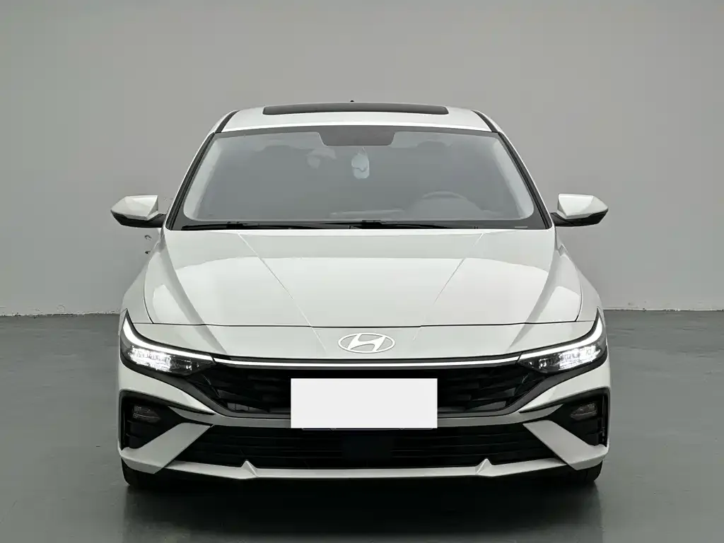 Hyundai Elantra 2025 из CN, фото 2