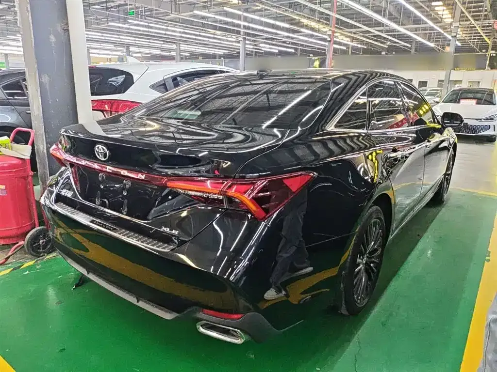 Toyota Avalon 2023 из CN, фото 7