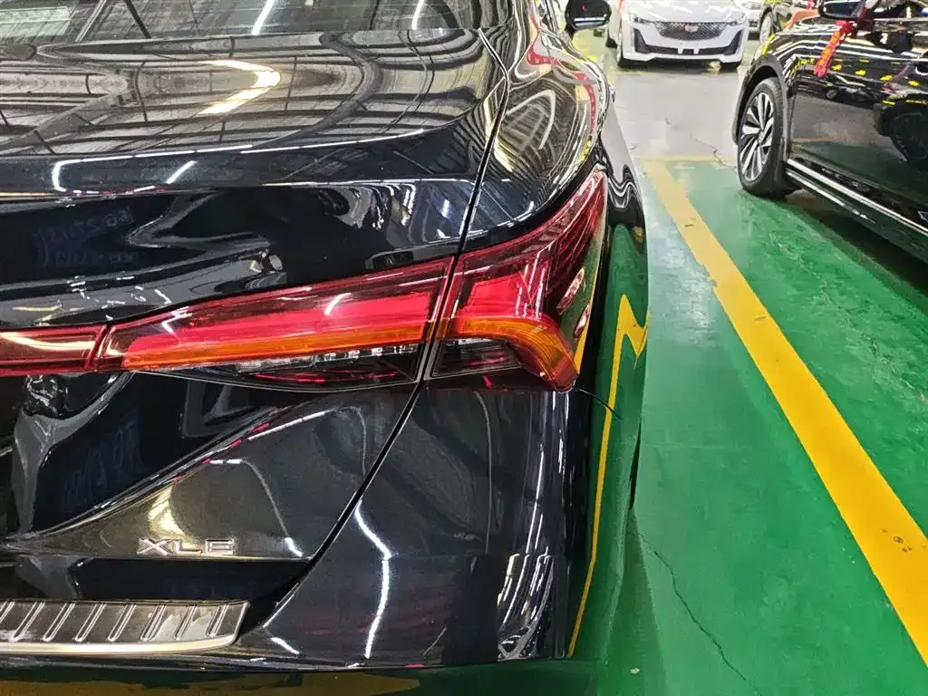Toyota Avalon 2023 из CN, фото 8