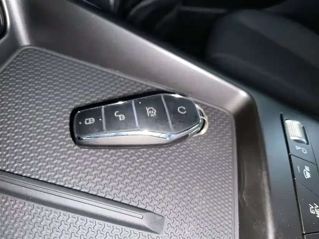 BYD Qin PLUS 2025 из CN, фото 9