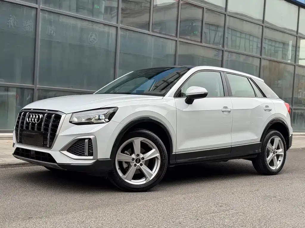 Audi Q2L 2022 из CN, фото 1