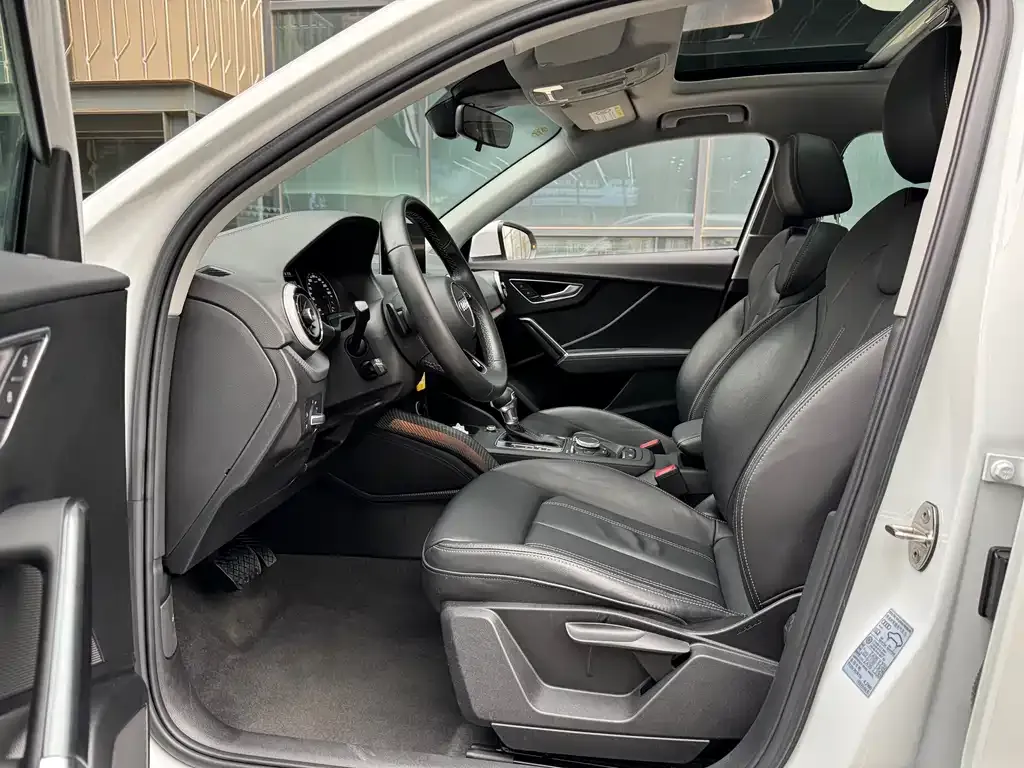 Audi Q2L 2022 из CN, фото 6