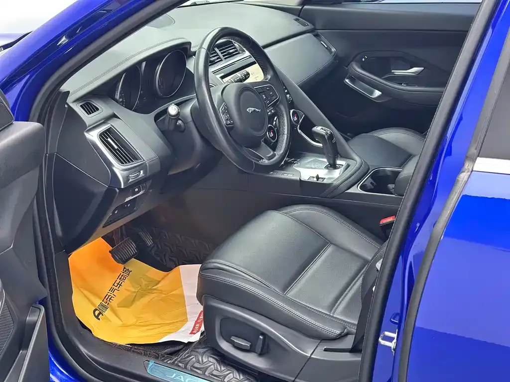 Jaguar E-PACE 2021 из CN, фото 9
