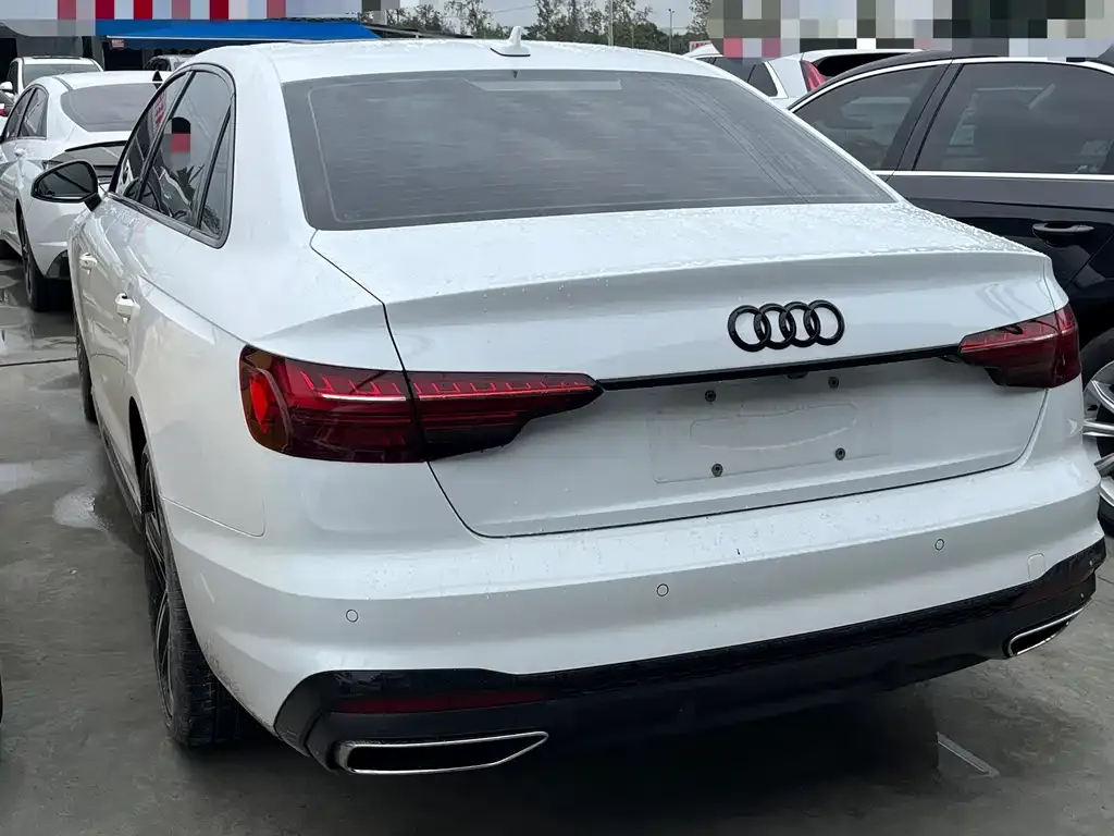 Audi A4L 2024 из CN, фото 4