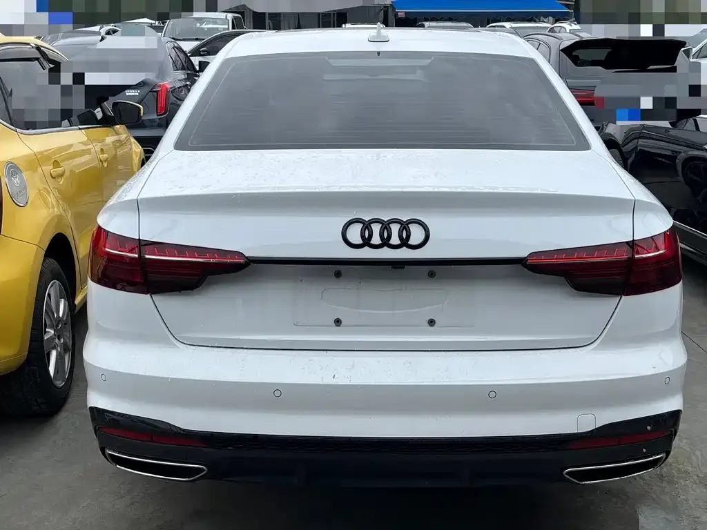 Audi A4L 2024 из CN, фото 5