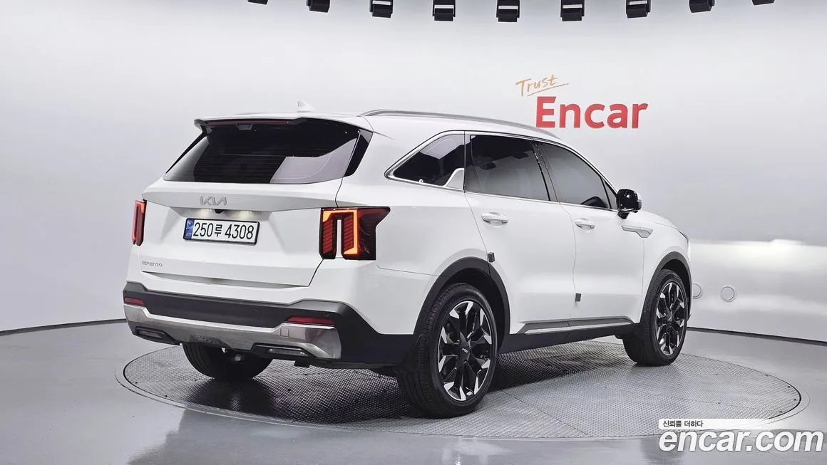 Kia Sorento — фото 2