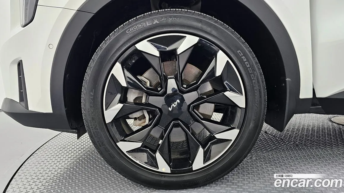 Kia Sorento — фото 5