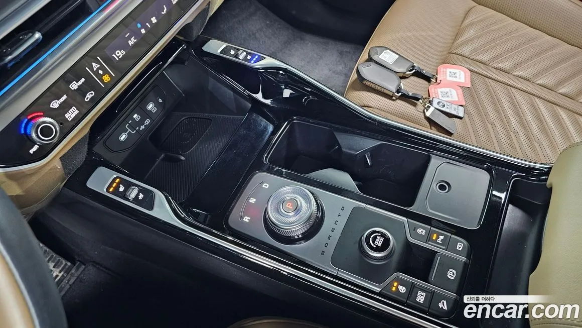 Kia Sorento — фото 9